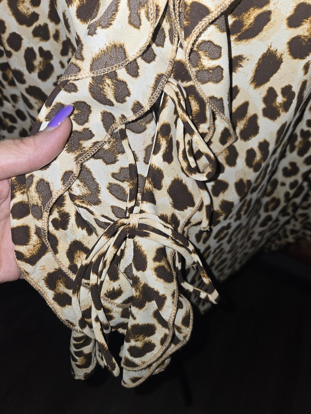 Torrid Sexy Tie Front Blouse. Leopard Print. Long Sleeve. Size 0. Worn Twice! - Picture 2 of 12